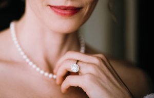 Image illustrant l'histoire d'une entreprise de livraison qui a du demander en urgence une consultation pour un DUERP