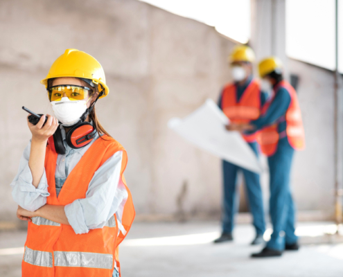 Photo représentant un chantier bien organisé et sécurisé pour protéger les ouvriers