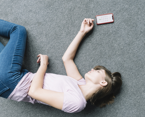 Une jeune employée retrouvée au sol suite à une chute de plein pied