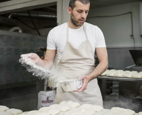 Un risque métier souvent négligé et inconnu : la poussière de farine et ses particules